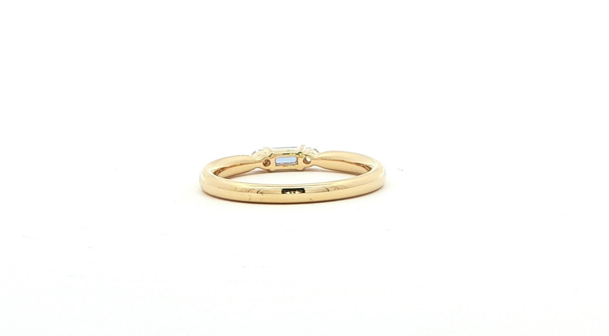 3-Stone Baguette-cut Montana Yogo Sapphire and Round Diamond Ring in Yellow Gold (0.20cts TWT) back