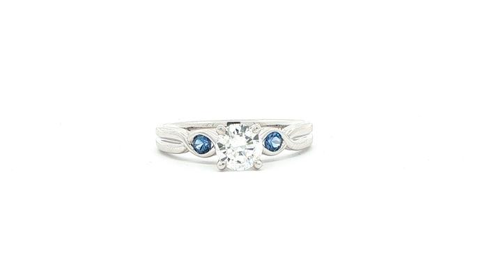 content/products/3-Stone Woven Diamond and Montana Yogo Sapphire Ring in White Gold (0.80cts TWT)