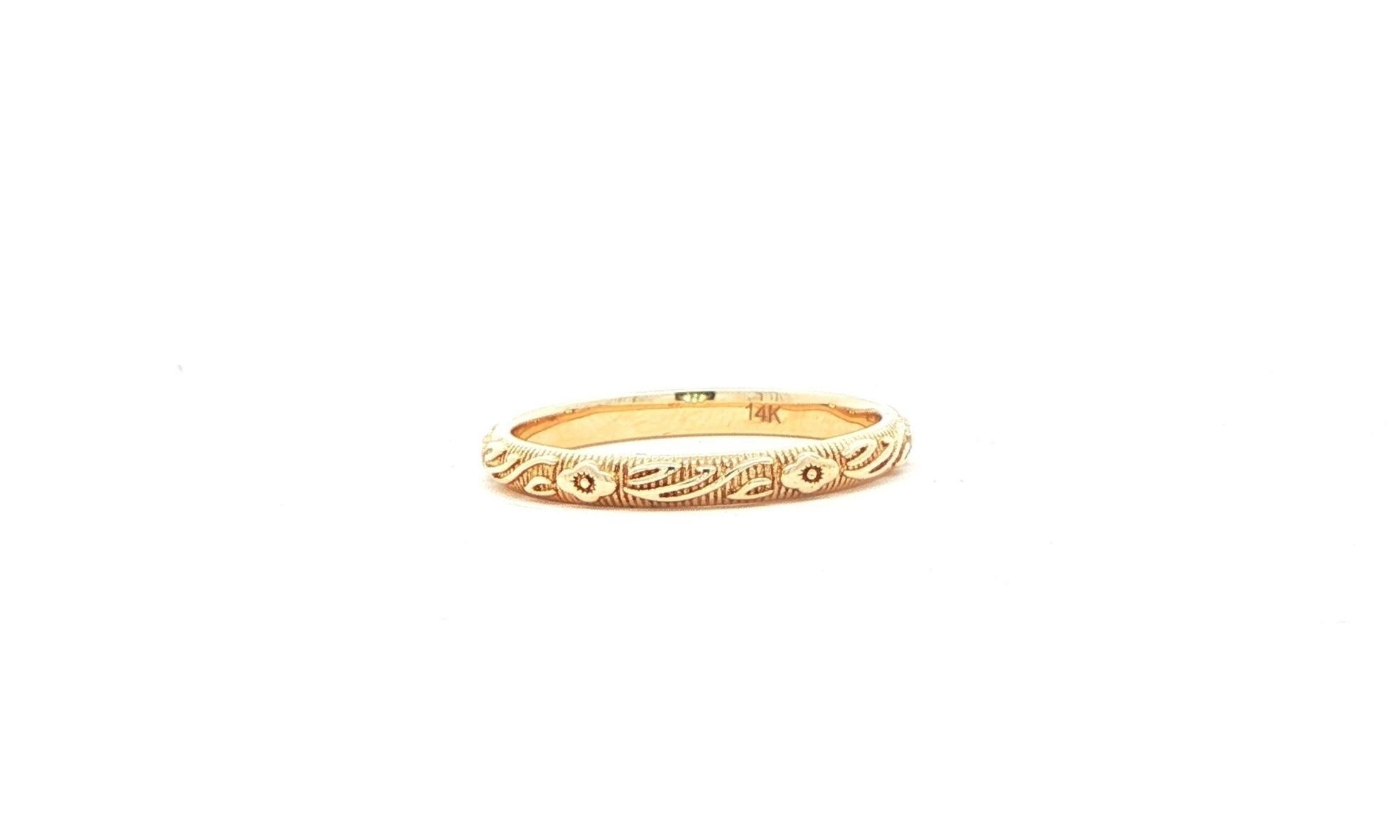 Floral Engraved Wedding Band in Yellow Gold 
