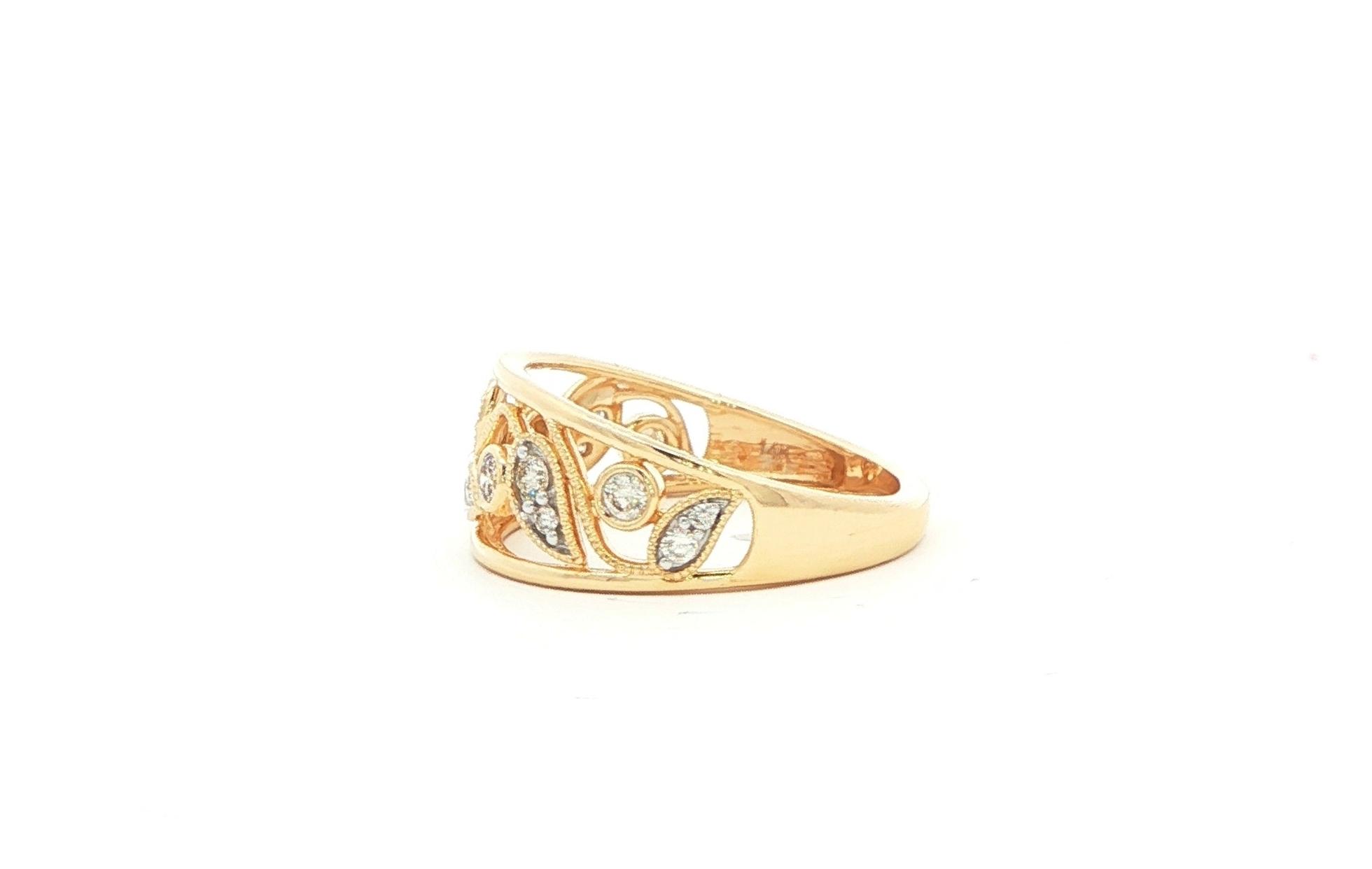 Floral Filigree Diamond Ring in Yellow Gold (0.25cts TWT) side