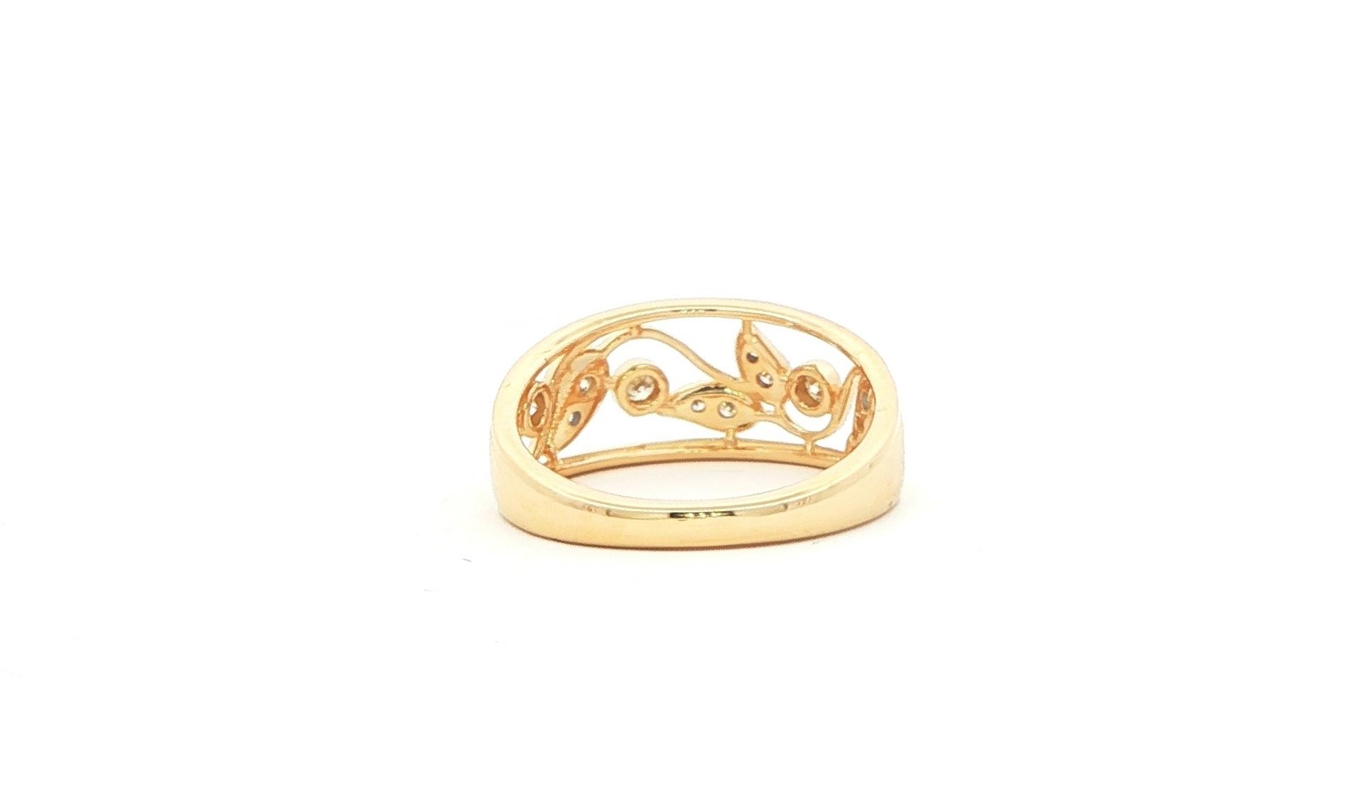 Floral Filigree Diamond Ring in Yellow Gold (0.25cts TWT) back