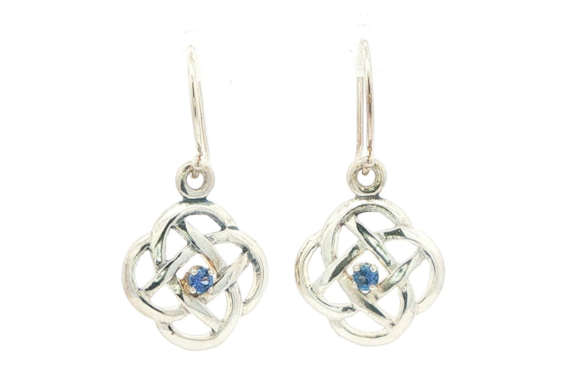 Celtic Knot Montana Yogo Sapphire Dangle Earrings in Sterling Silver (0.10cts TWT)