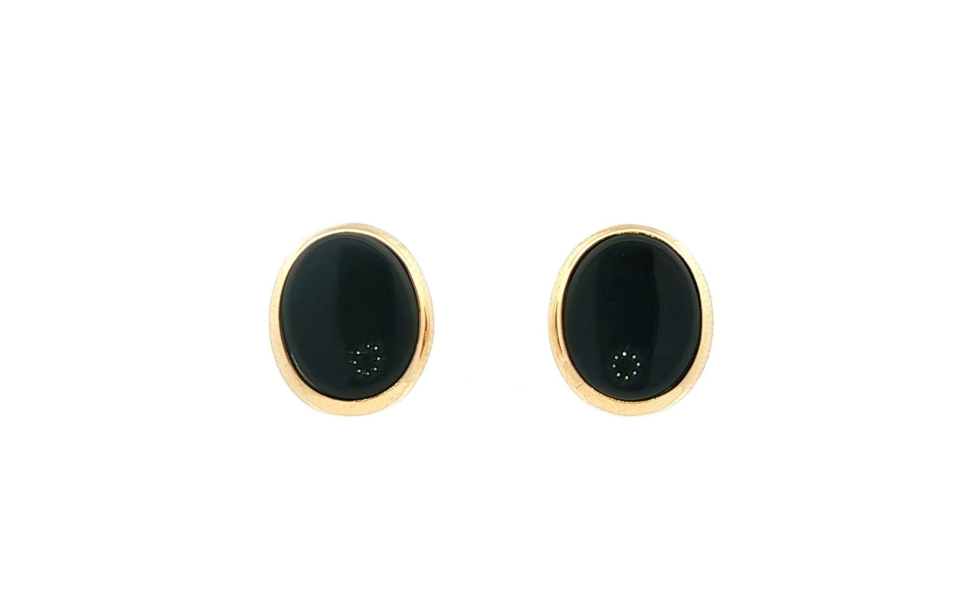 Estate Piece: Oval Cabochon-cut Onyx Stud Earrings in Yellow Gold 