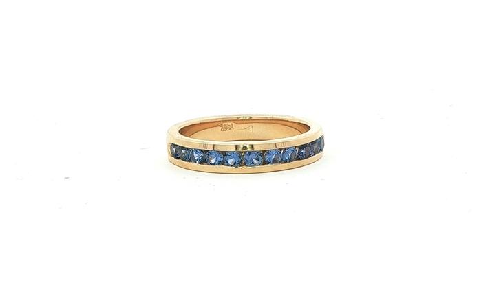 content/products/11-Stone Channel-set Montana Yogo Sapphire Ring in Yellow Gold (0.75cts TWT)
