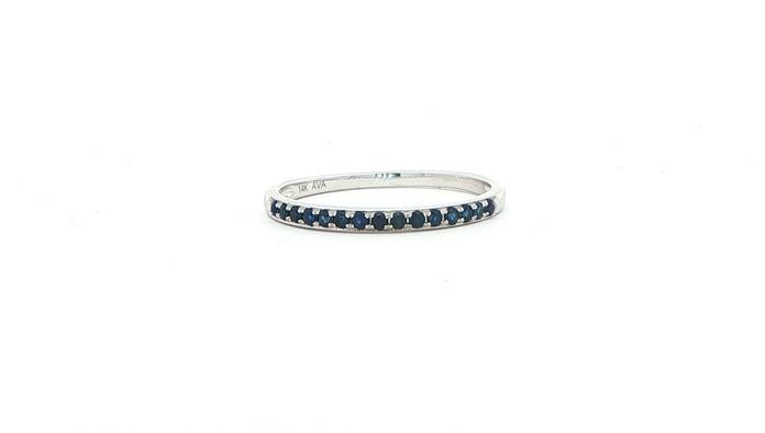 content/products/15-Stone Sapphire Ring in White Gold (0.21cts TWT)