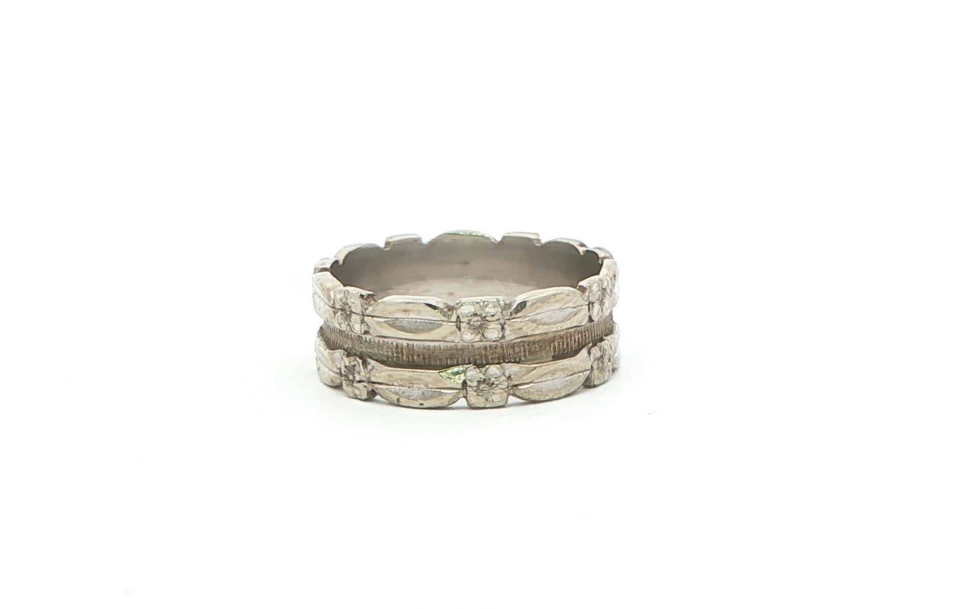 Estate Piece: Floral Design Ring with Engraved Details in White Gold 