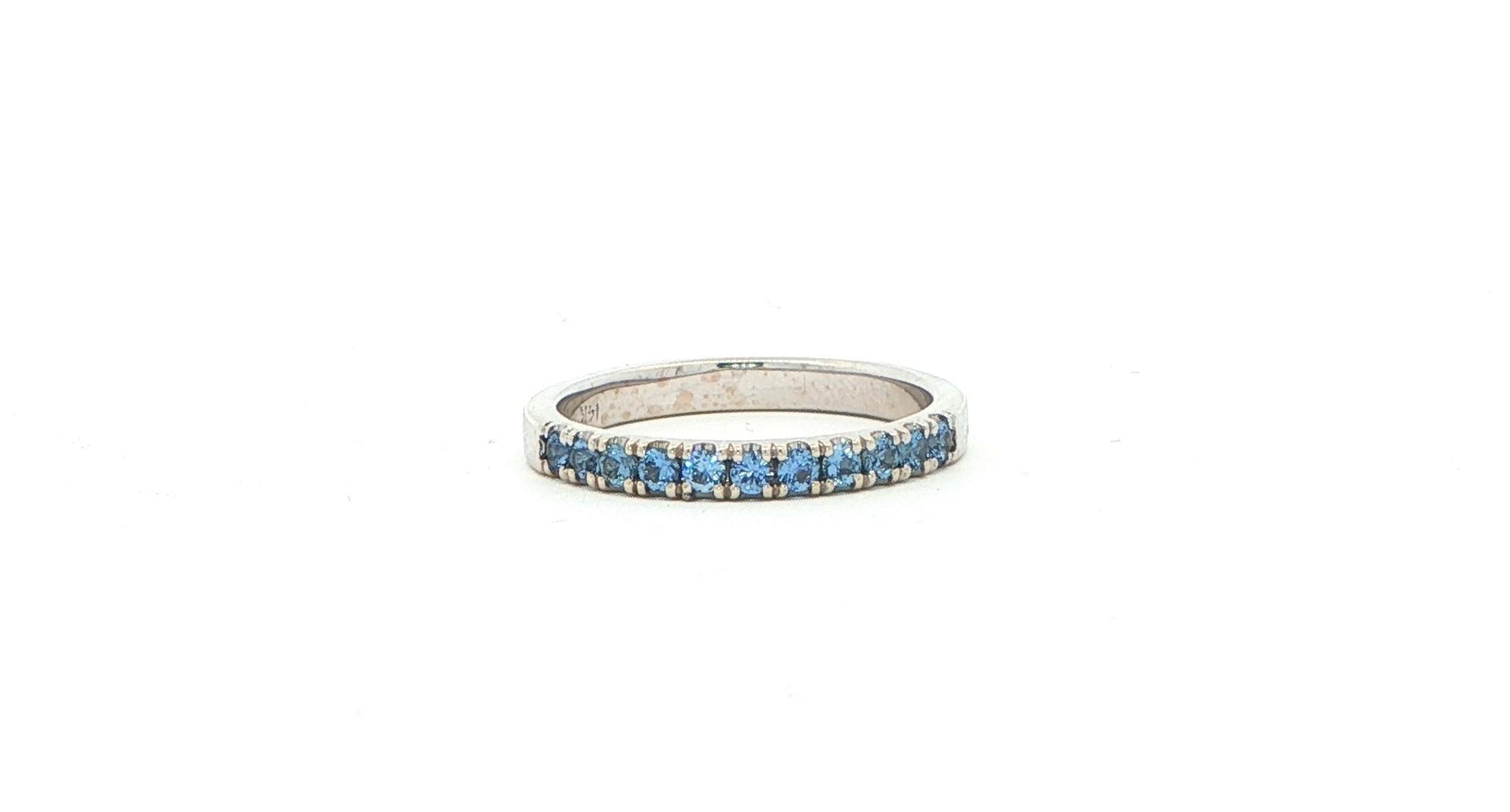 11-Stone U-Cup Montana Yogo Sapphire Ring in White Gold (0.36cts TWT)