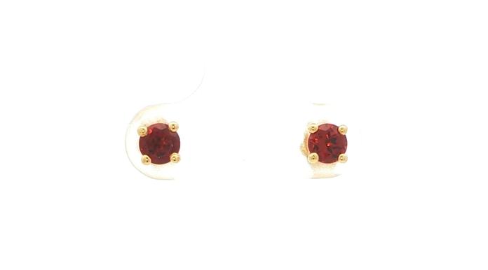 content/products/Garnet Stud Earrings in 4-Prong Settings in Yellow Gold 