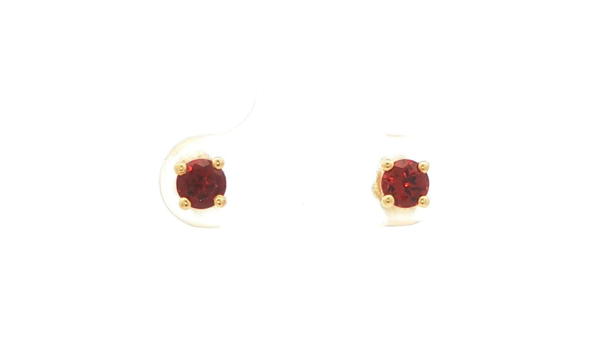 Garnet Stud Earrings in 4-Prong Settings in Yellow Gold 