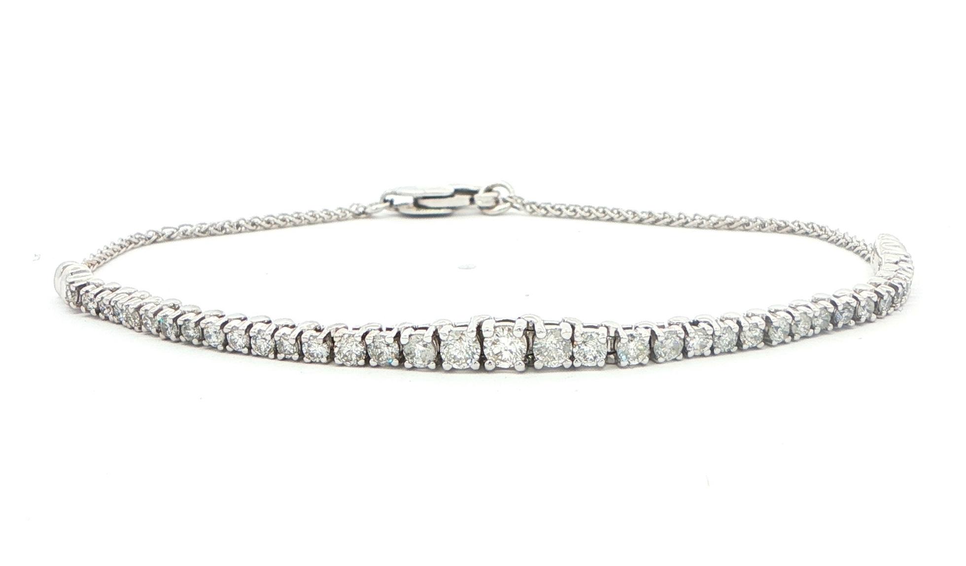 Estate Piece: Graduated Diamond Line Chain Bracelet in White Gold (1.00cts TWT)