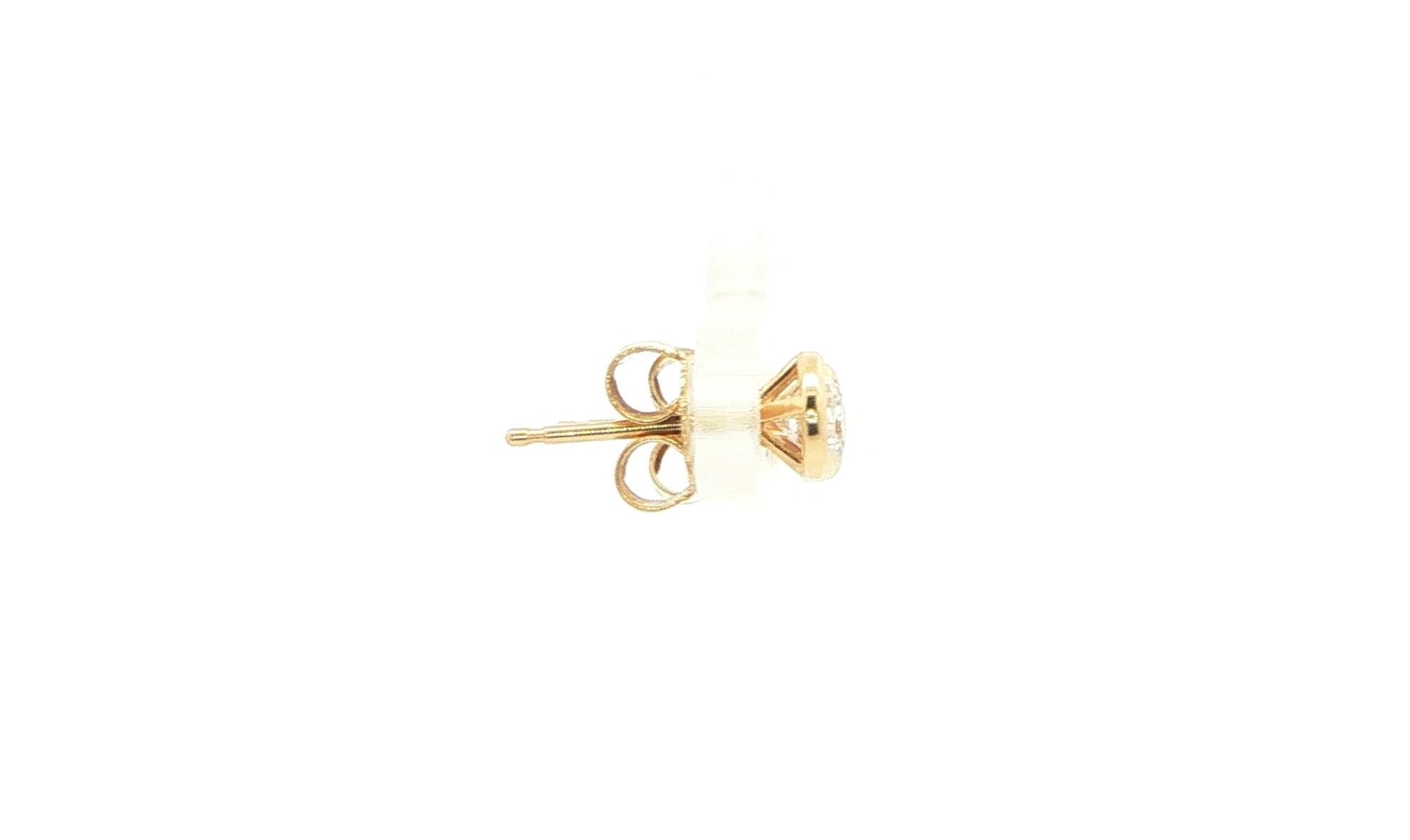 Bezel-set Diamond Stud Earrings in Yellow Gold (0.46cts TWT) side