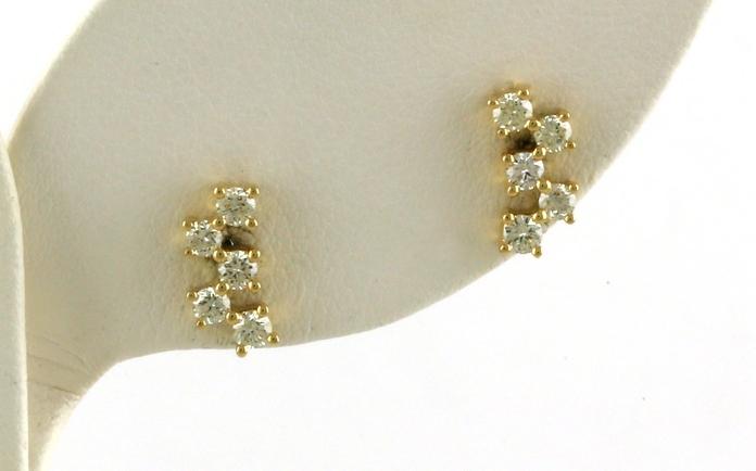 content/products/5-Stone Diamond Cluster Stud Earrings in Yellow Gold (0.43cts TWT)
