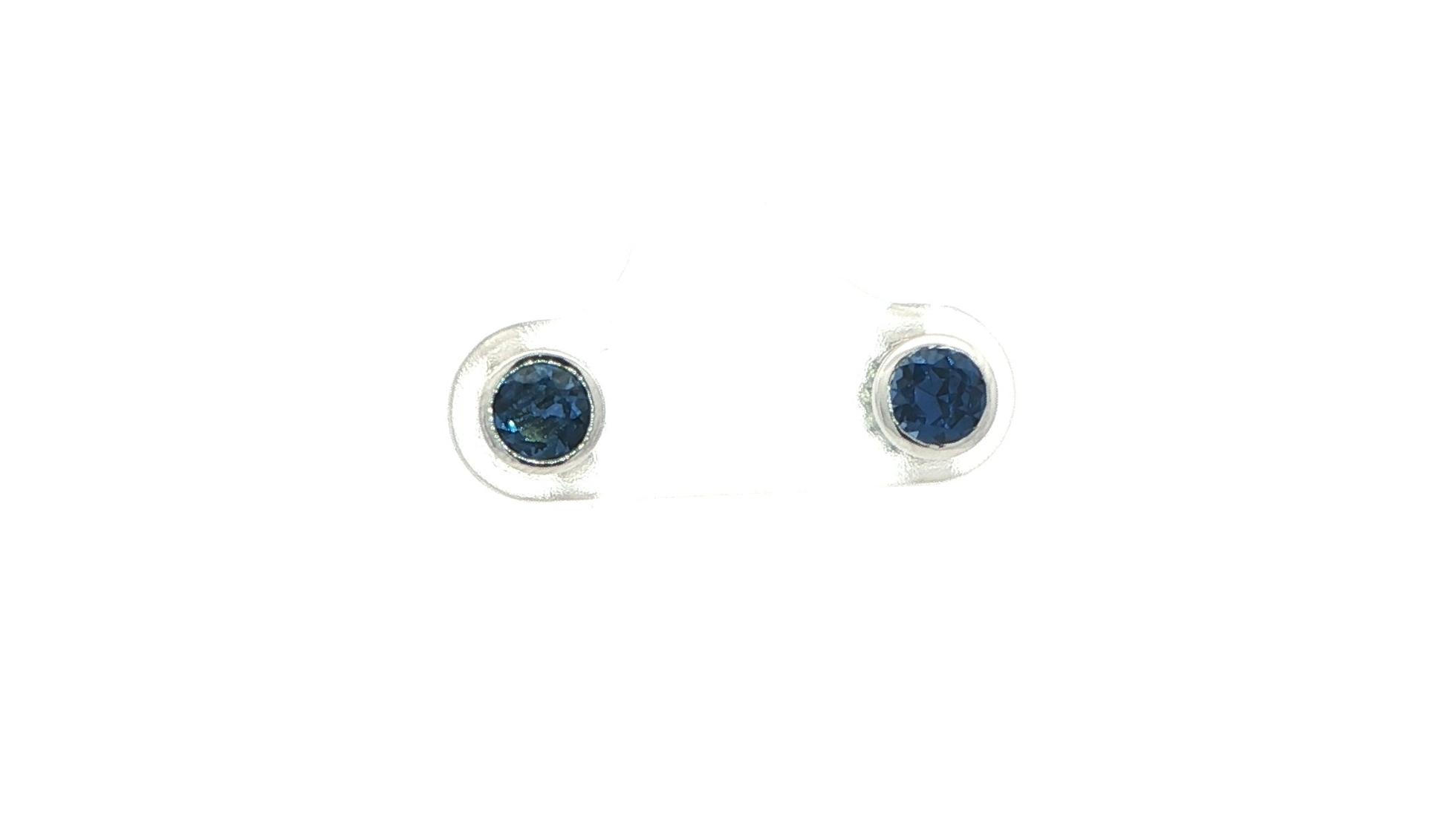 Montana Yogo Sapphire Stud Earrings in Bezel Settings in White Gold (0.81cts TWT)
