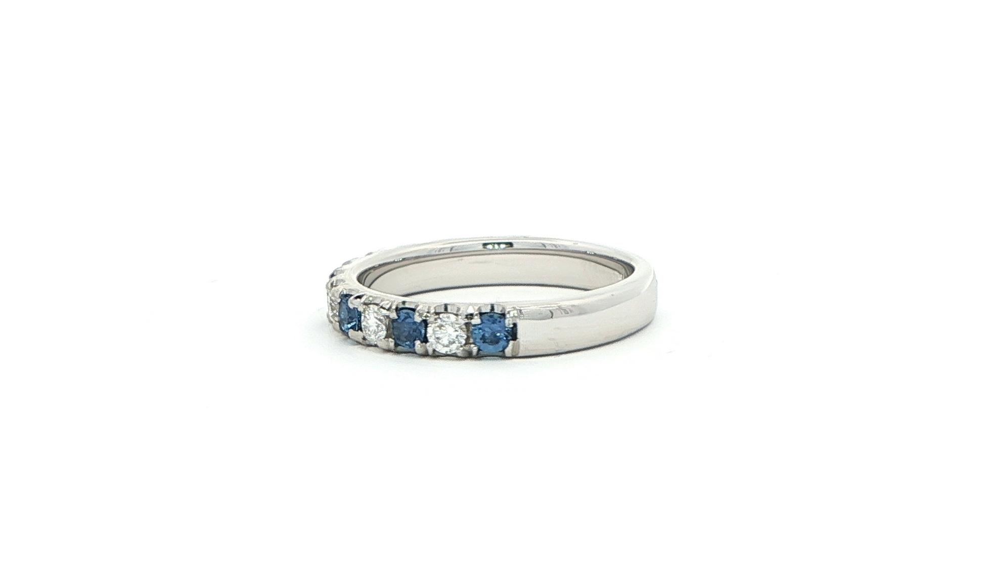 11-Stone Alternating Montana Yogo Sapphire and Diamond Ring in White Gold (0.75cts TWT) side