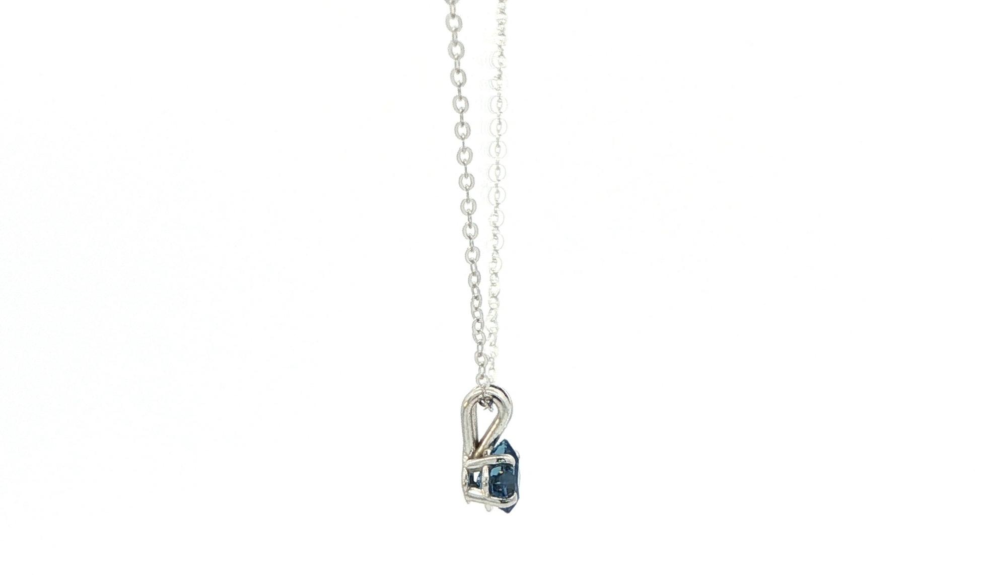 Solitaire Kite-set Princess-Cut Montana Yogo Sapphire Pendant in White Gold (0.23ct) side