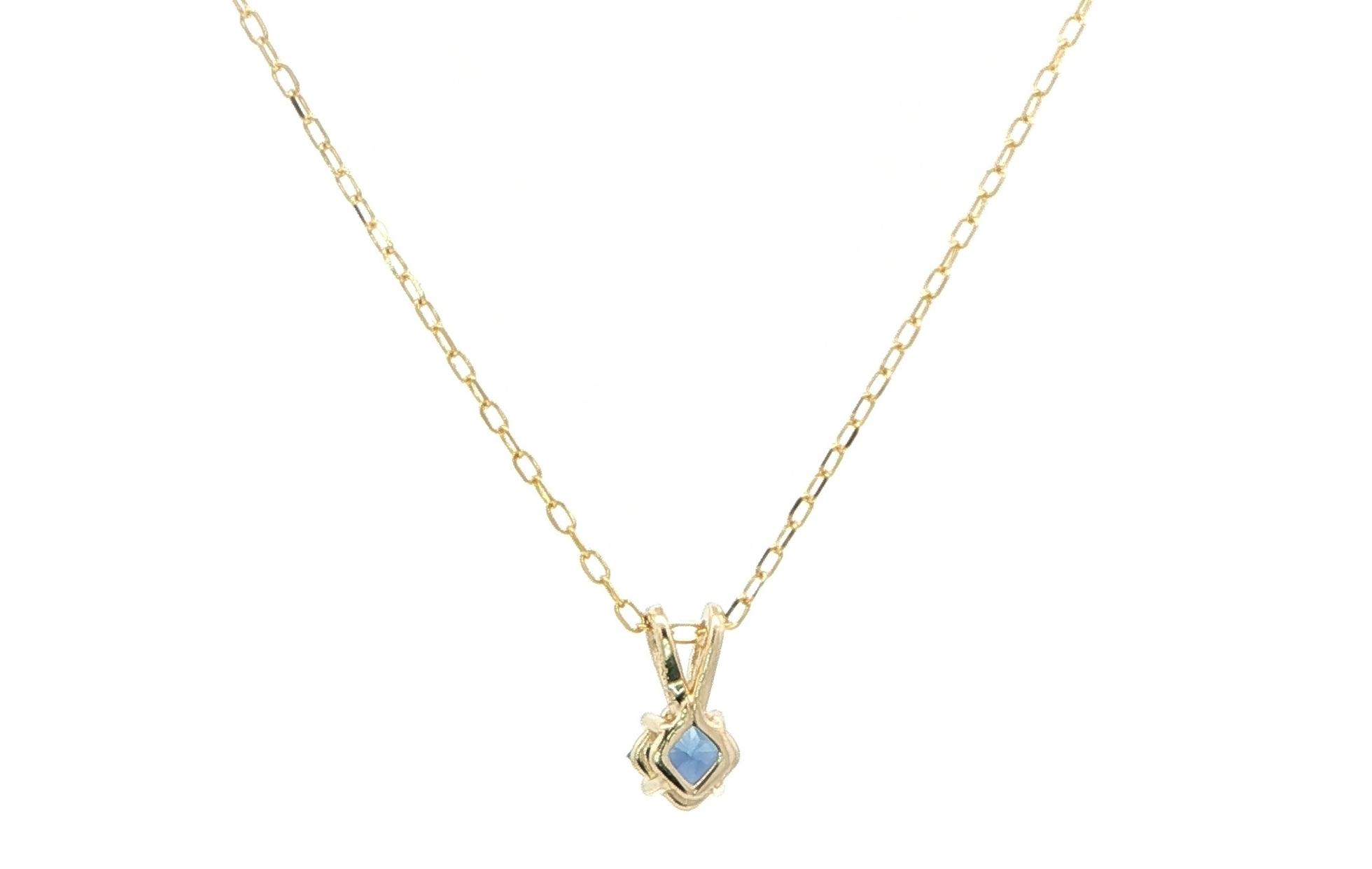 Kite-set Princess-cut Montana Yogo Sapphire Solitaire Necklace in Yellow Gold (0.25cts) back