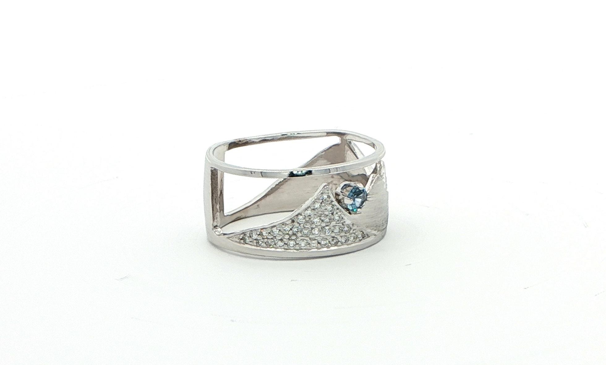 Wide Mountainscape Montana Yogo Sapphire and Pave Diamond Ring in White Gold (0.28cts TWT) side