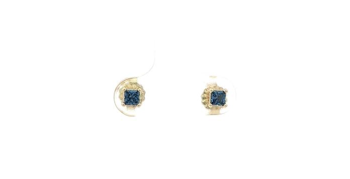 content/products/Princess-cut Montana Yogo Sapphire Stud Earrings in Yellow Gold (0.32cts TWT)