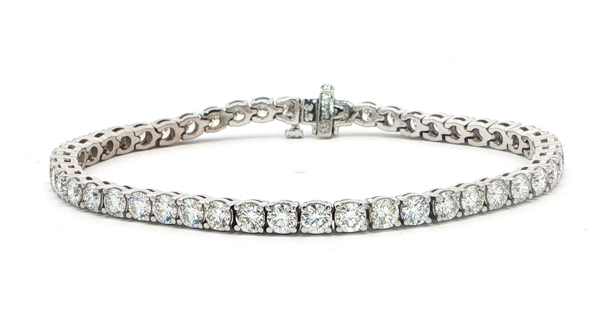 Diamond Tennis Bracelet with 4-Prong Settings in White Gold (7.19cts TWT)
