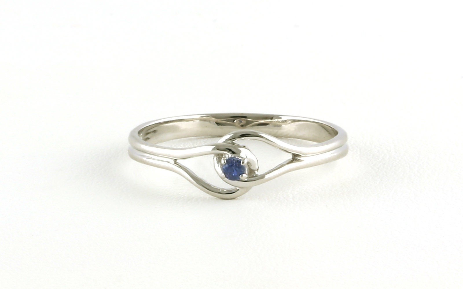 Open Swirl Montana Yogo Sapphire Ring in Sterling Silver (0.05ct)