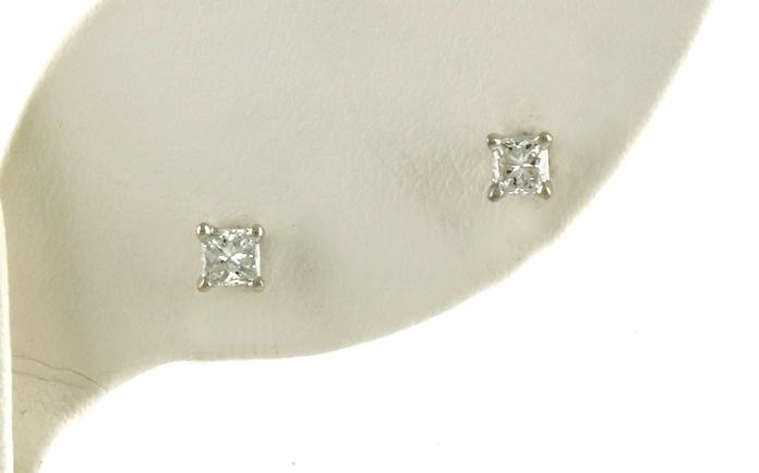 content/products/Princess-cut Diamond 4-Prong Stud Earrings in White Gold (0.39cts TWT)