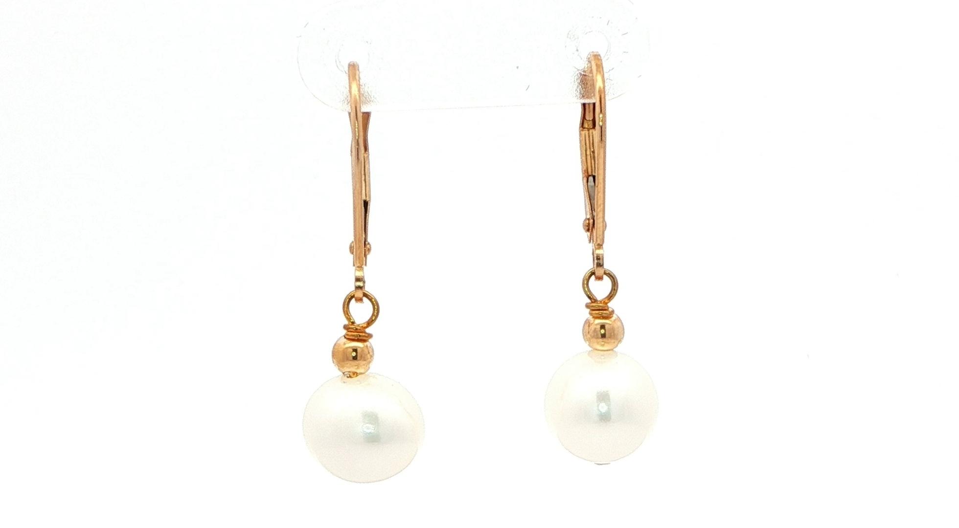 Estate Piece: Drop-style Pearl Dangle Earrings in Yellow Gold back