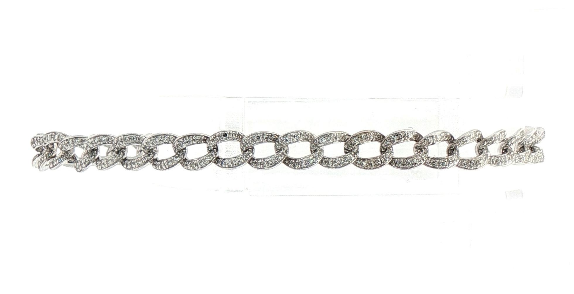 Estate Piece: Pave Diamond Curb Chain Bracelet in White Gold (1.24cts TWT)