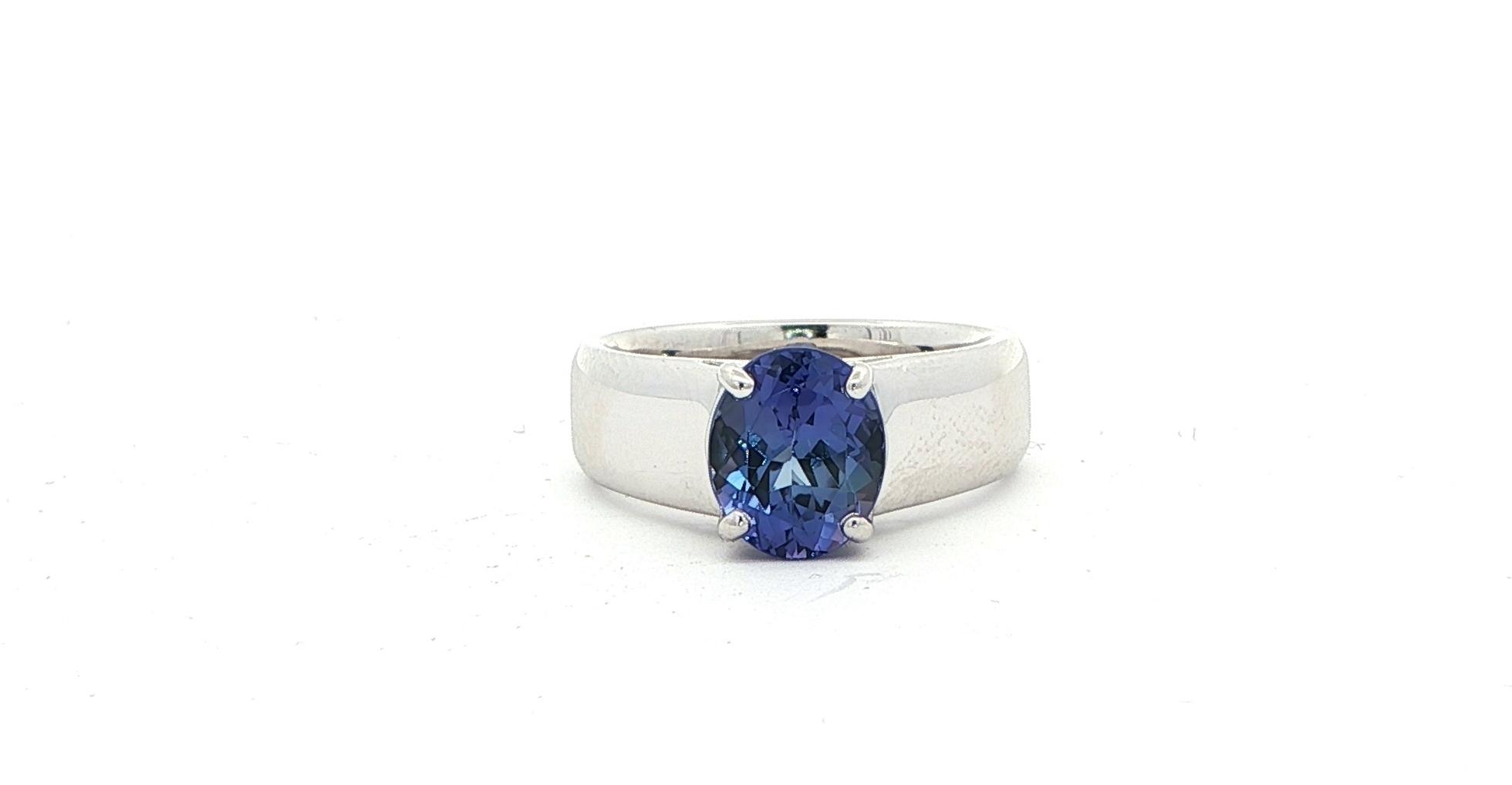 Estate Piece: Wide Solitaire Oval Tanzanite Ring in White Gold (2.00cts)
