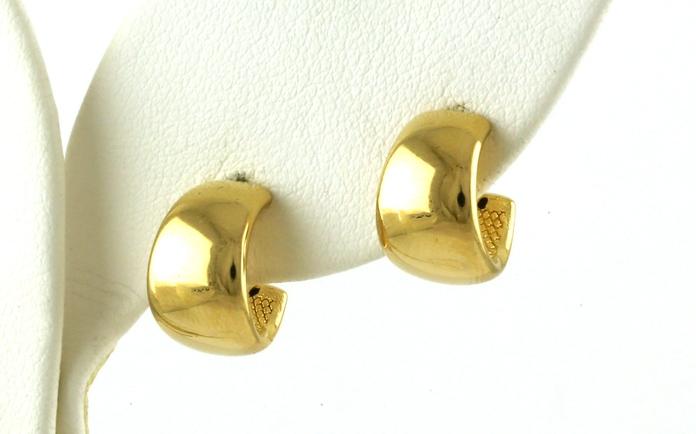content/products/X-Small Flat Band Hollow Hoop Stud Earrings in Yellow Gold
