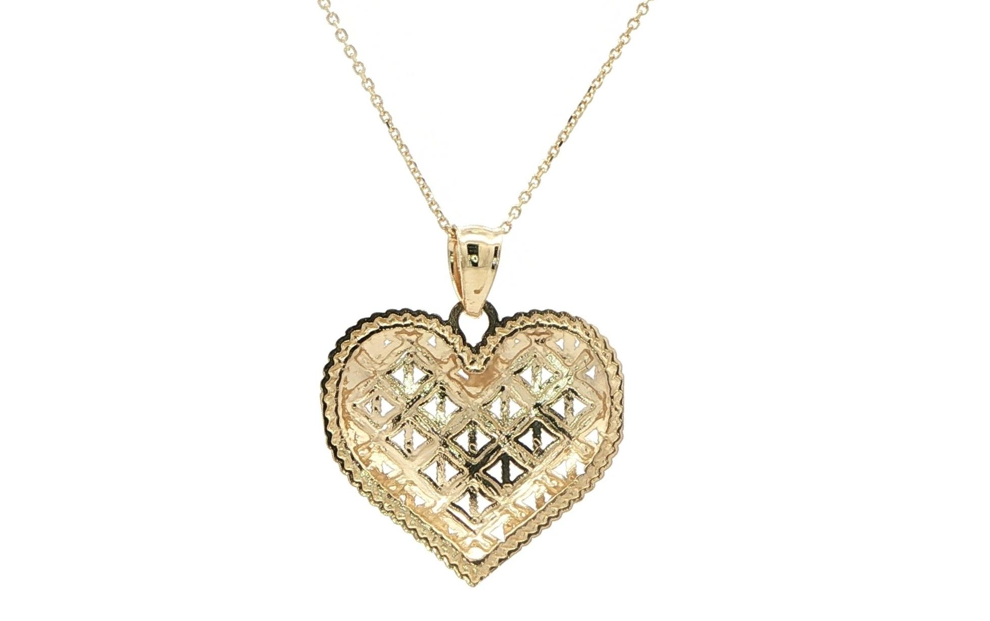 Estate Piece: Faceted Texture Heart Necklace with Twisted Rope Chain Edge Detail in Yellow Gold back