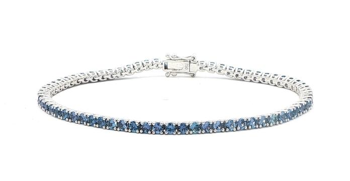content/products/Montana Yogo Sapphire Tennis Bracelet in White Gold (3.83cts TWT)