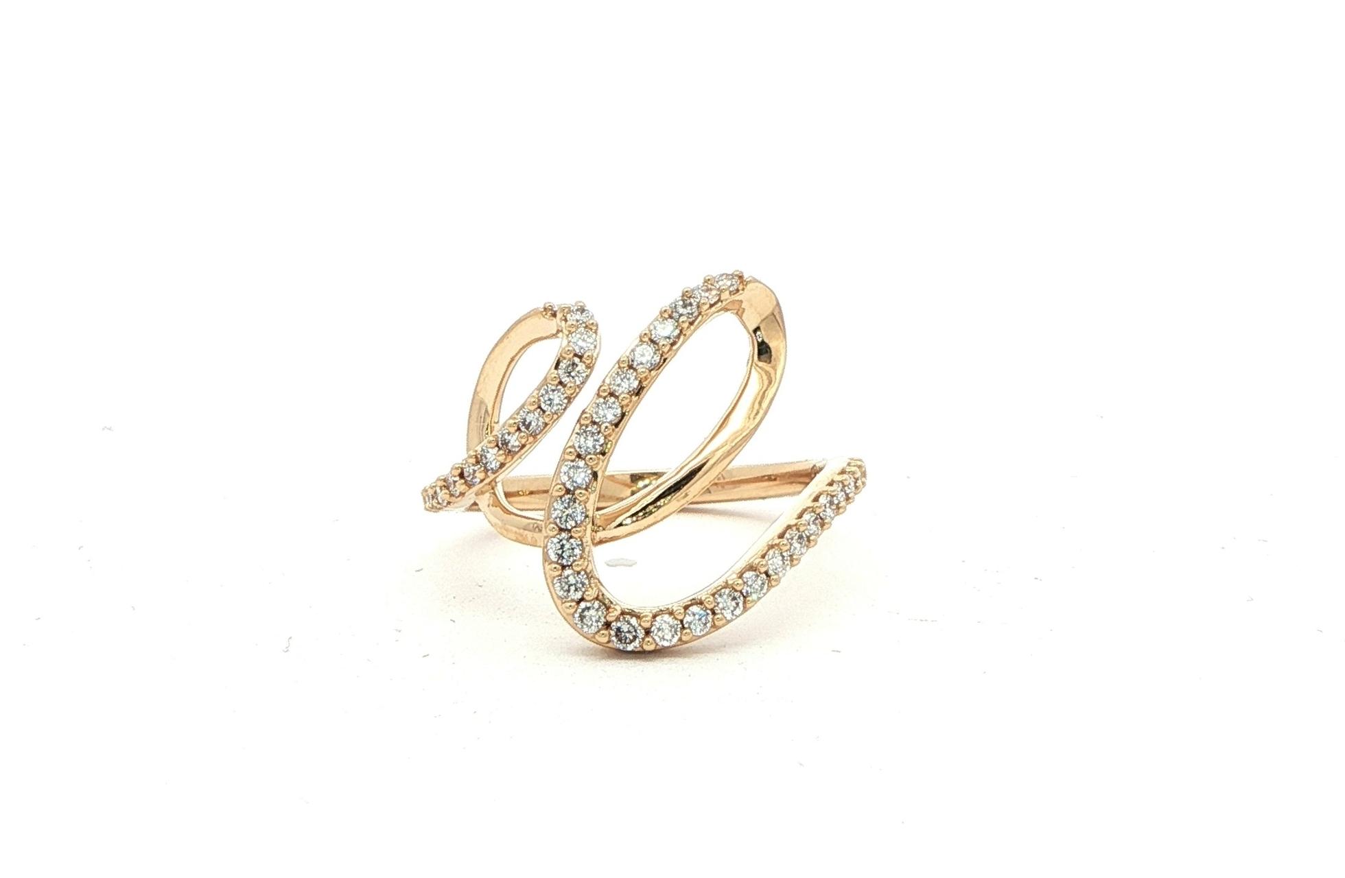 Looping Ribbon Diamond Pave Cocktail Ring in Yellow Gold (0.40cts TWT)