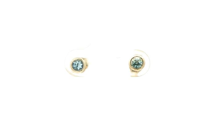 content/products/Bezel-set Aquamarine Stud Earrings in Yellow Gold (0.36cts TWT)