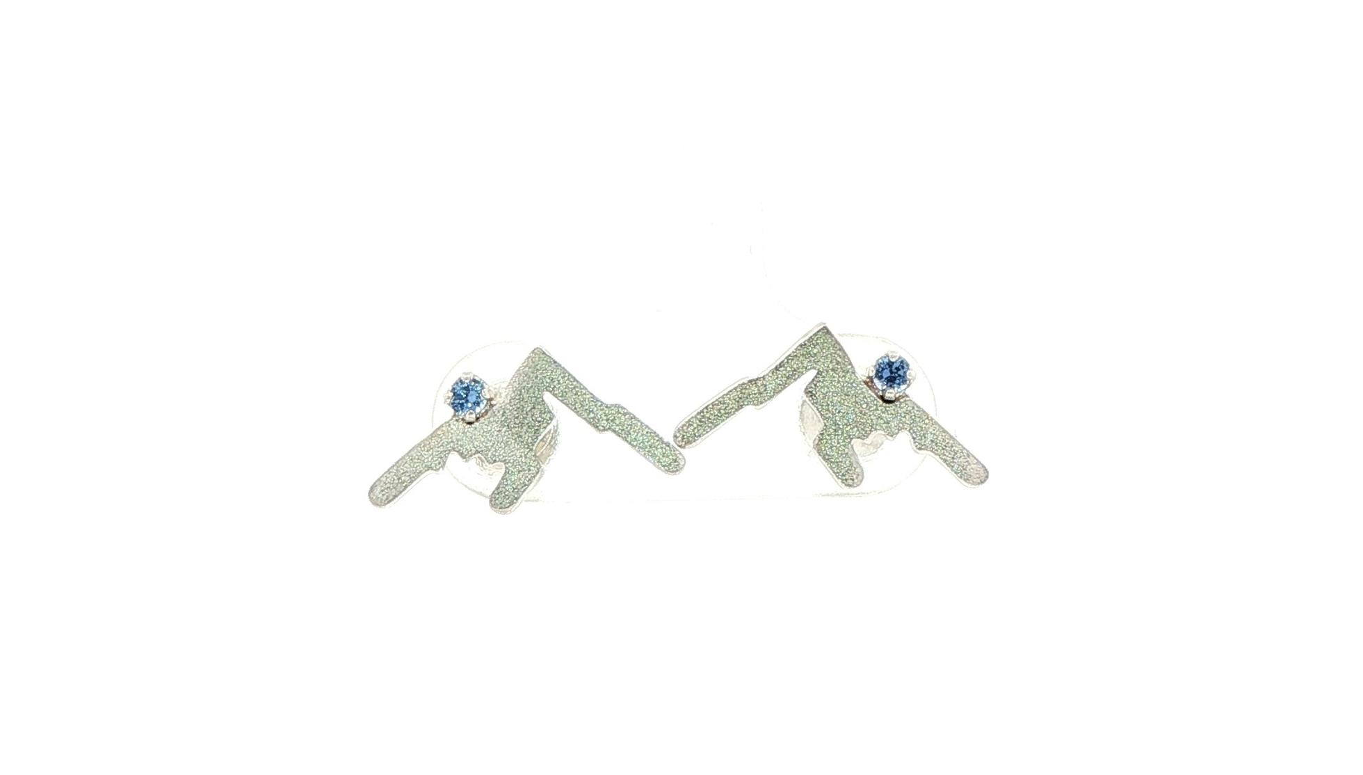 Mountain Ridgeline Montana Yogo Sapphire Stud Earrings in Sterling Silver (0.06cts TWT)