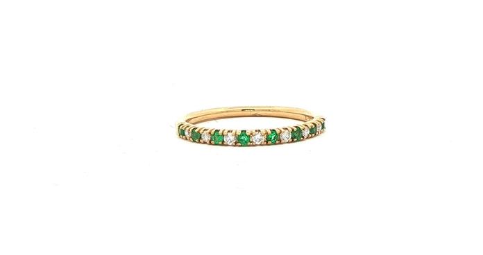 content/products/Alternating Emerald and Diamond Ring in Yellow Gold (0.25cts TWT)