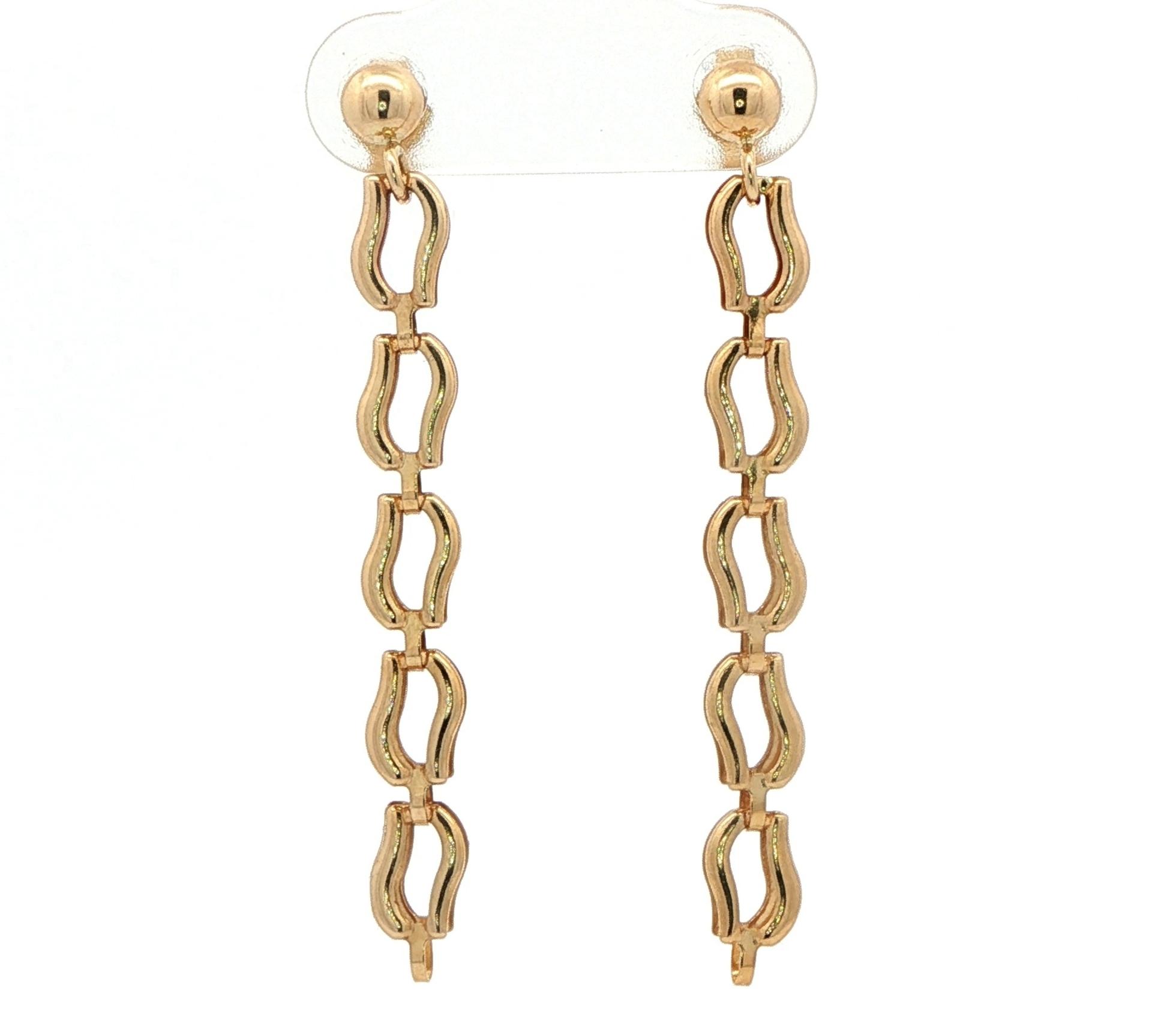 Geometric Chain Link Tiered Drop Earrings in Yellow Gold