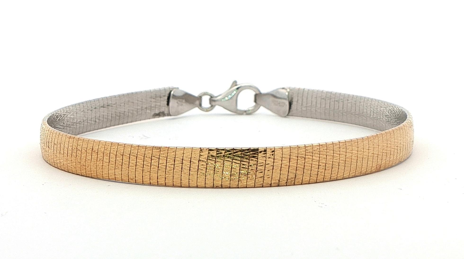 Reversible Omega Chain Bracelet with Herring Bone Texture in Two-tone Yellow and White Gold