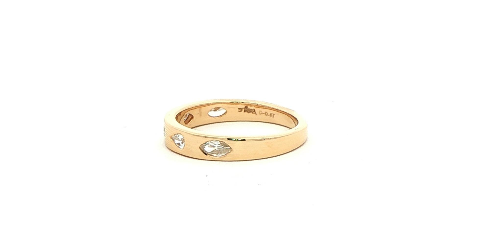 5-Stone Marquise and Pear-cut Flush-Set Diamond Band in Yellow Gold (0.50cts TWT) side