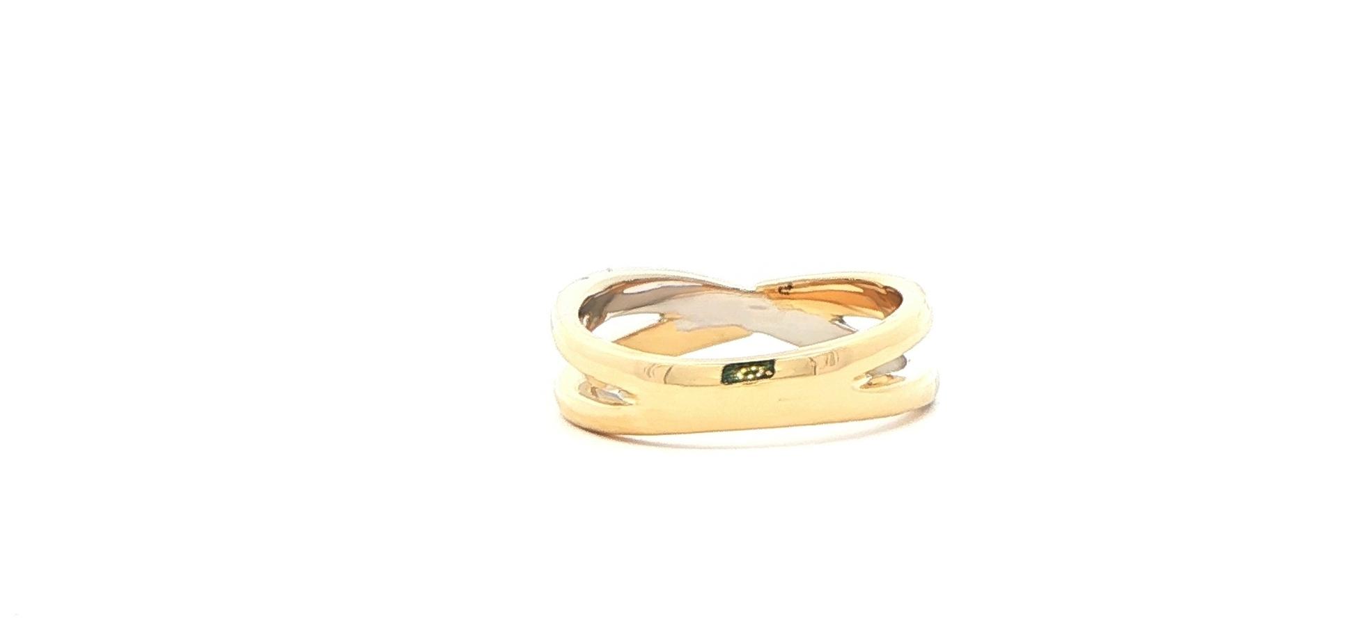 Estate Piece: Criss-Cross Diamond Eternity Ring in Two-tone White and Yellow Gold (0.15cts TWT) back