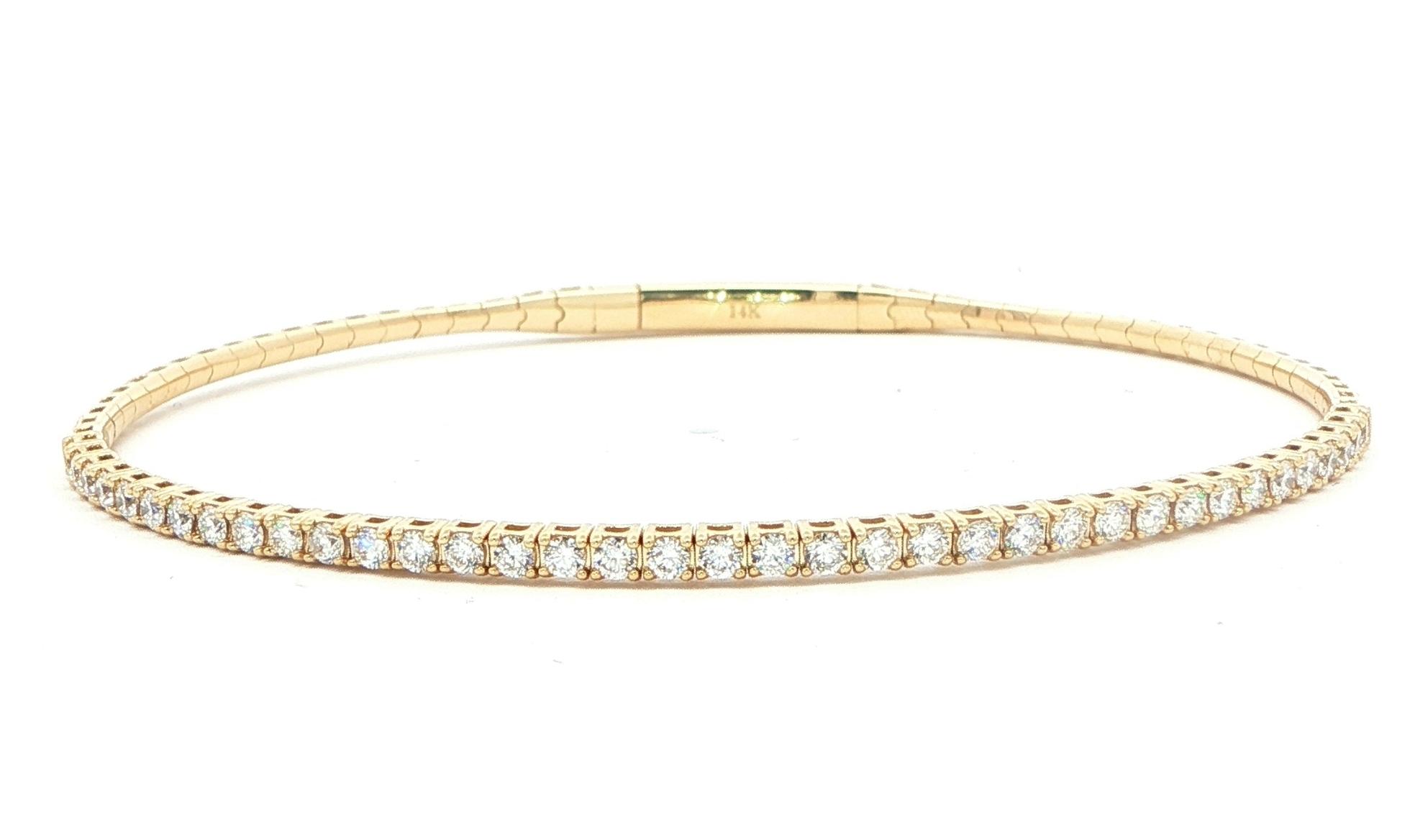 Diamond Flexible Bangle Bracelet with Locking Clasp in Yellow Gold (1.00cts TWT)