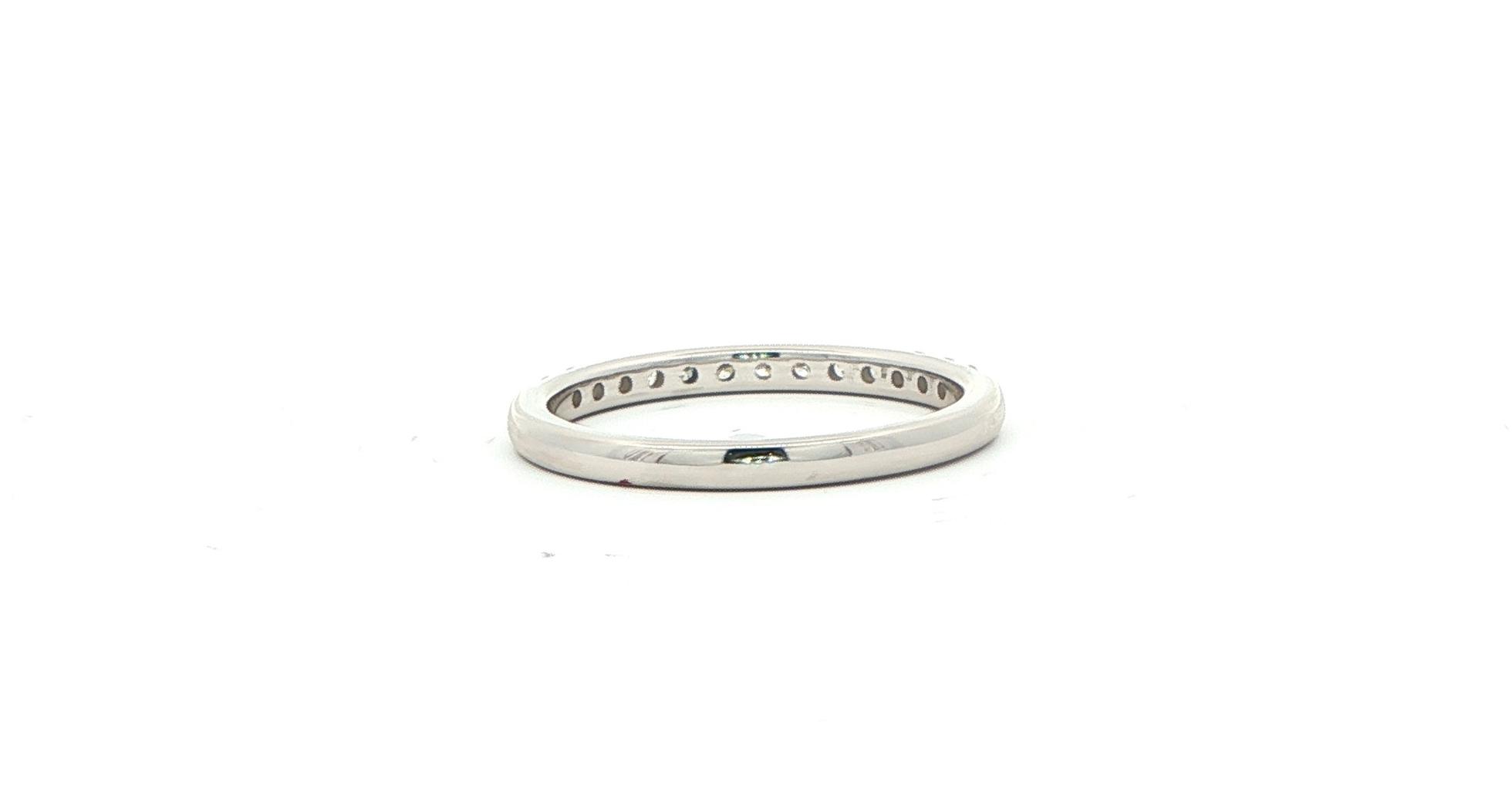 13-Stone Prong-Set Diamond Wedding Band in White Gold (0.33cts TWT) back