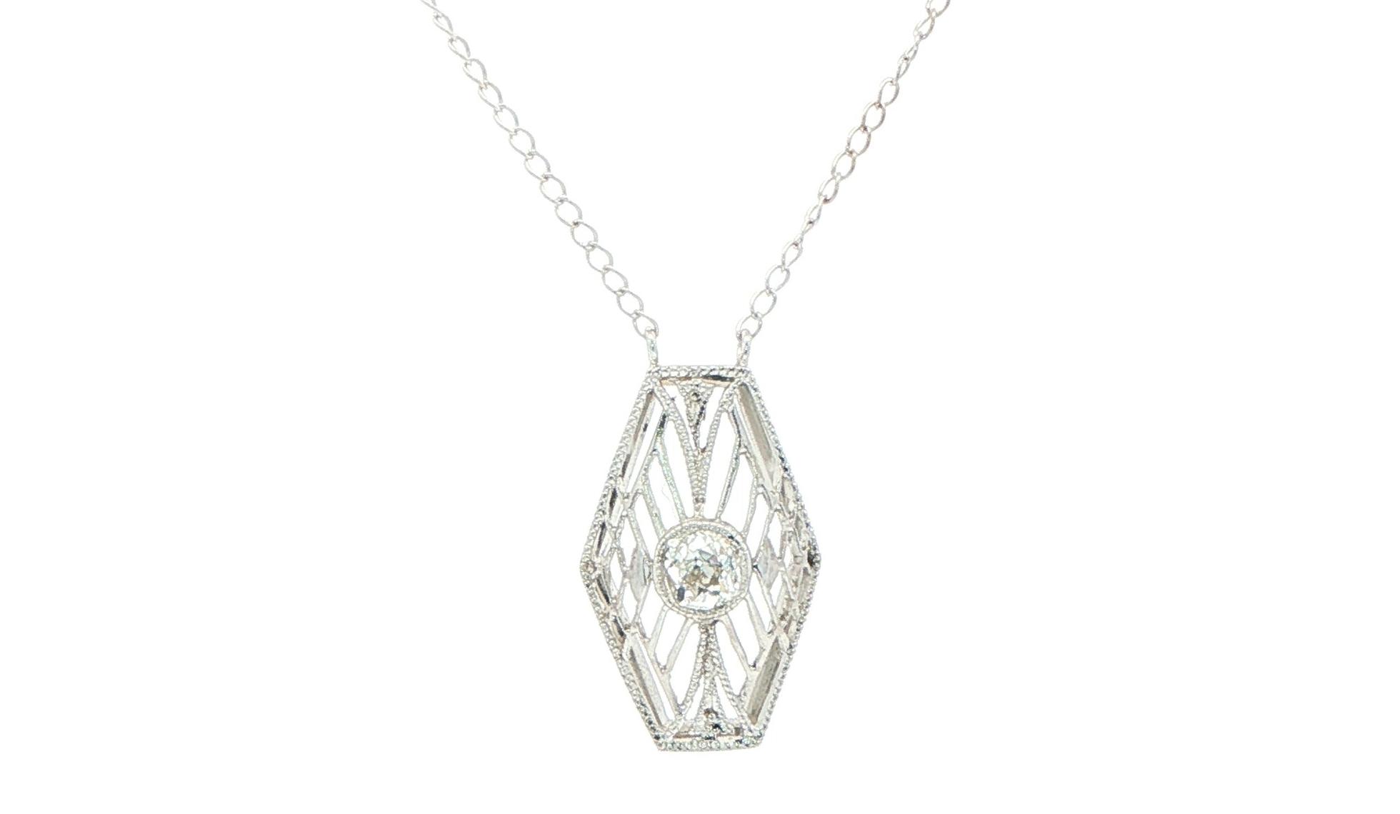 Estate Piece: Vintage Art Deco Geometric Filigree Diamond Pendant Necklace in White Gold (0.15cts)