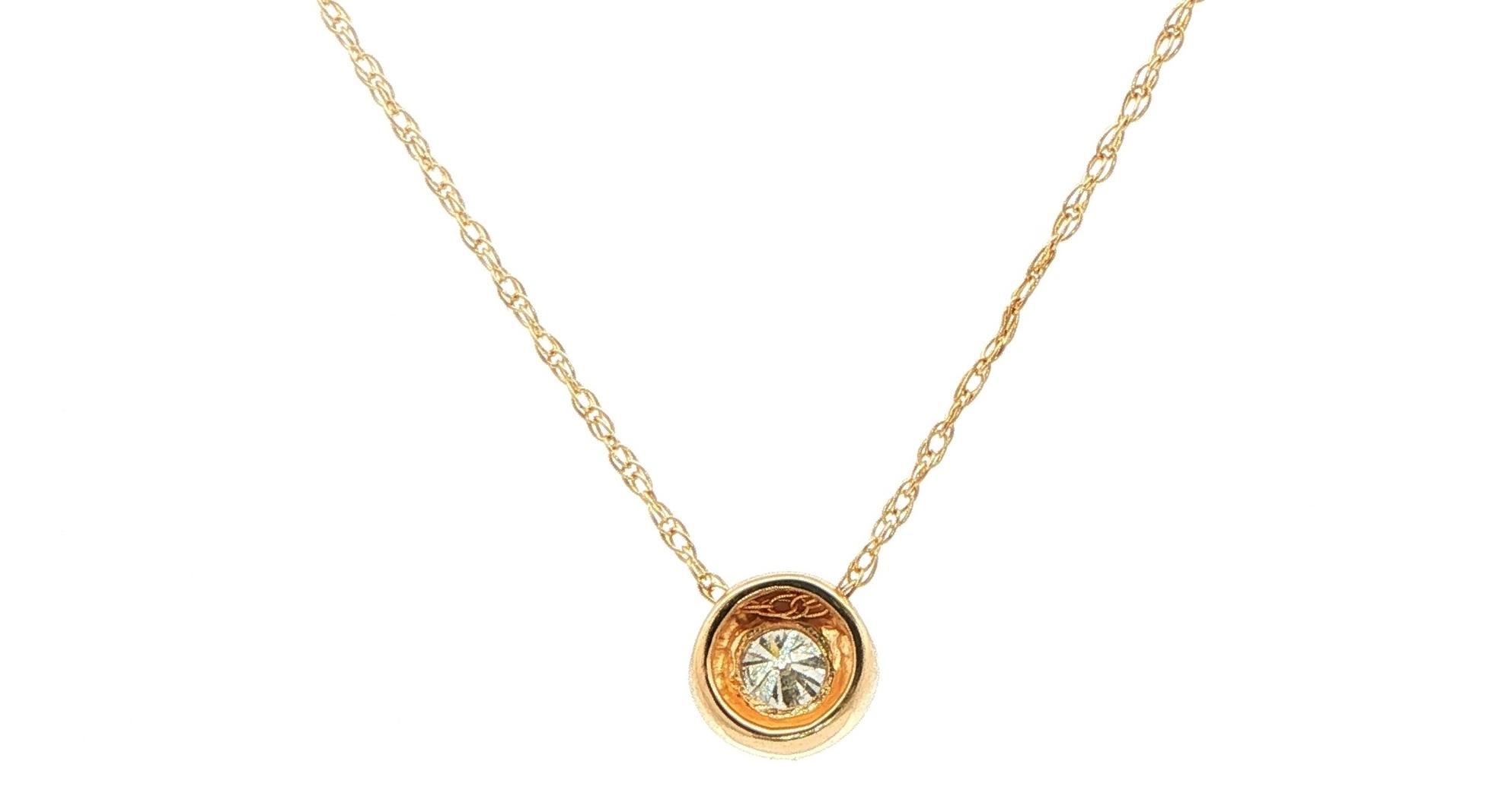 Estate Piece: Illusion Bezel-set Diamond Pendant Necklace in Yellow Gold (0.20cts) back