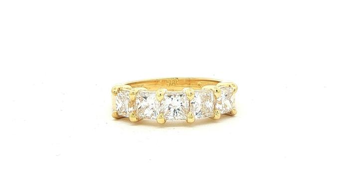 content/products/Five Stone Princess Cut Diamond Anniversary Band in Yellow Gold (2.52cts TWT)