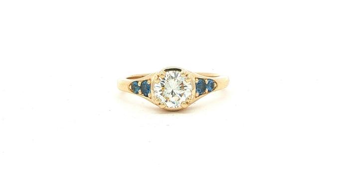 content/products/Diamond and Montana Yogo Sapphire Graduated Ring in Yellow Gold (1.27cts TWT)