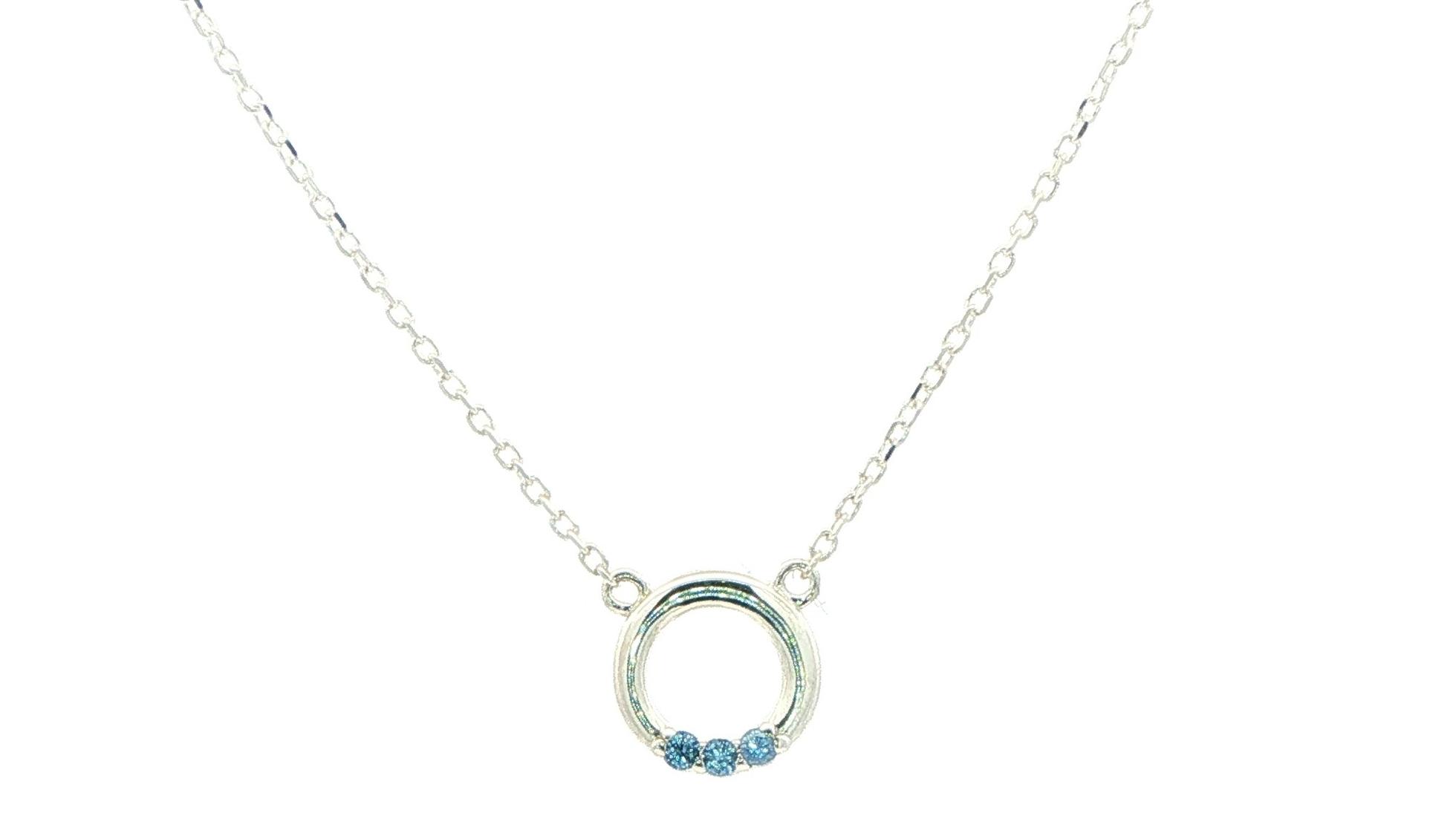 3-Stone Montana Yogo Sapphire Circle Pendant Necklace on Split Chain in Sterling Silver (0.06cts TWT)