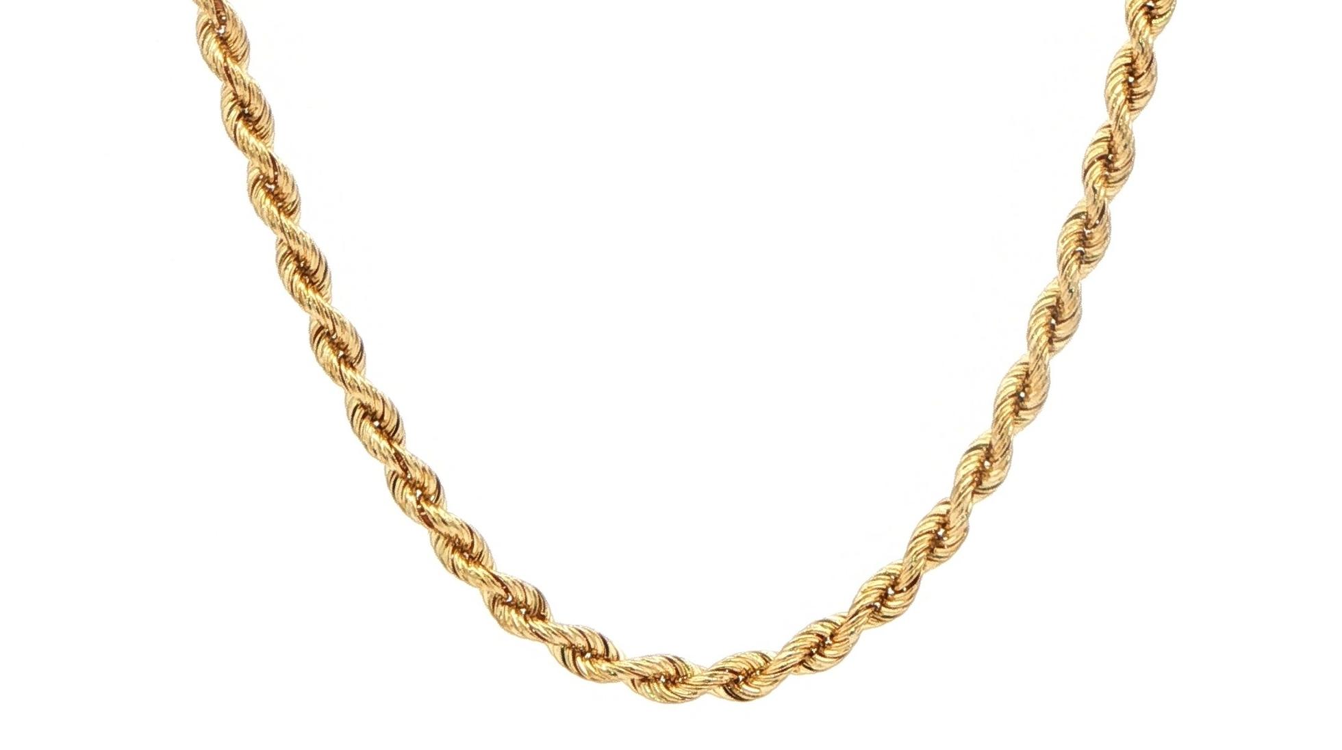 Estate Piece: Classic Rope Chain Necklace in Yellow Gold (3.0mm)