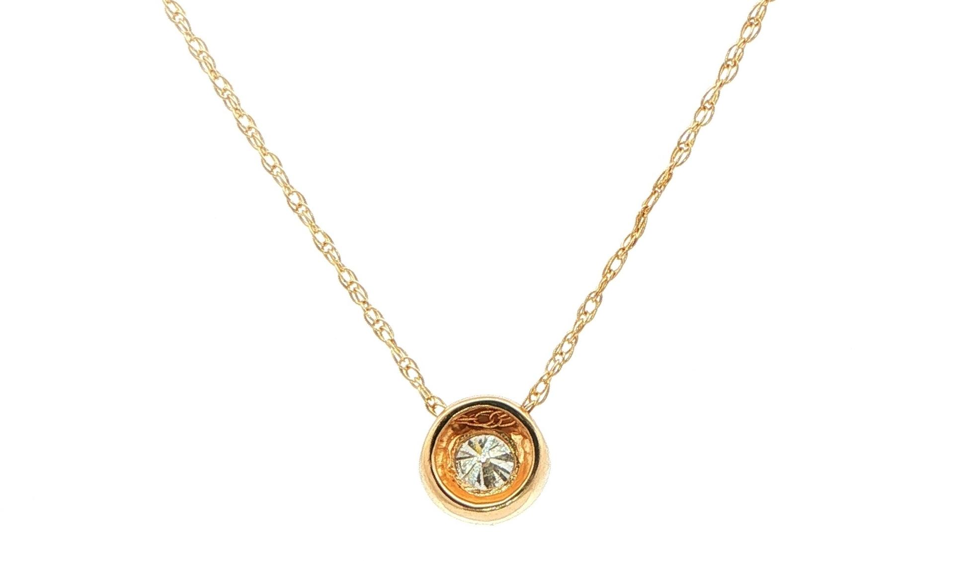 Estate Piece: Illusion Bezel-set Diamond Pendant Necklace in Yellow Gold (0.20cts) back