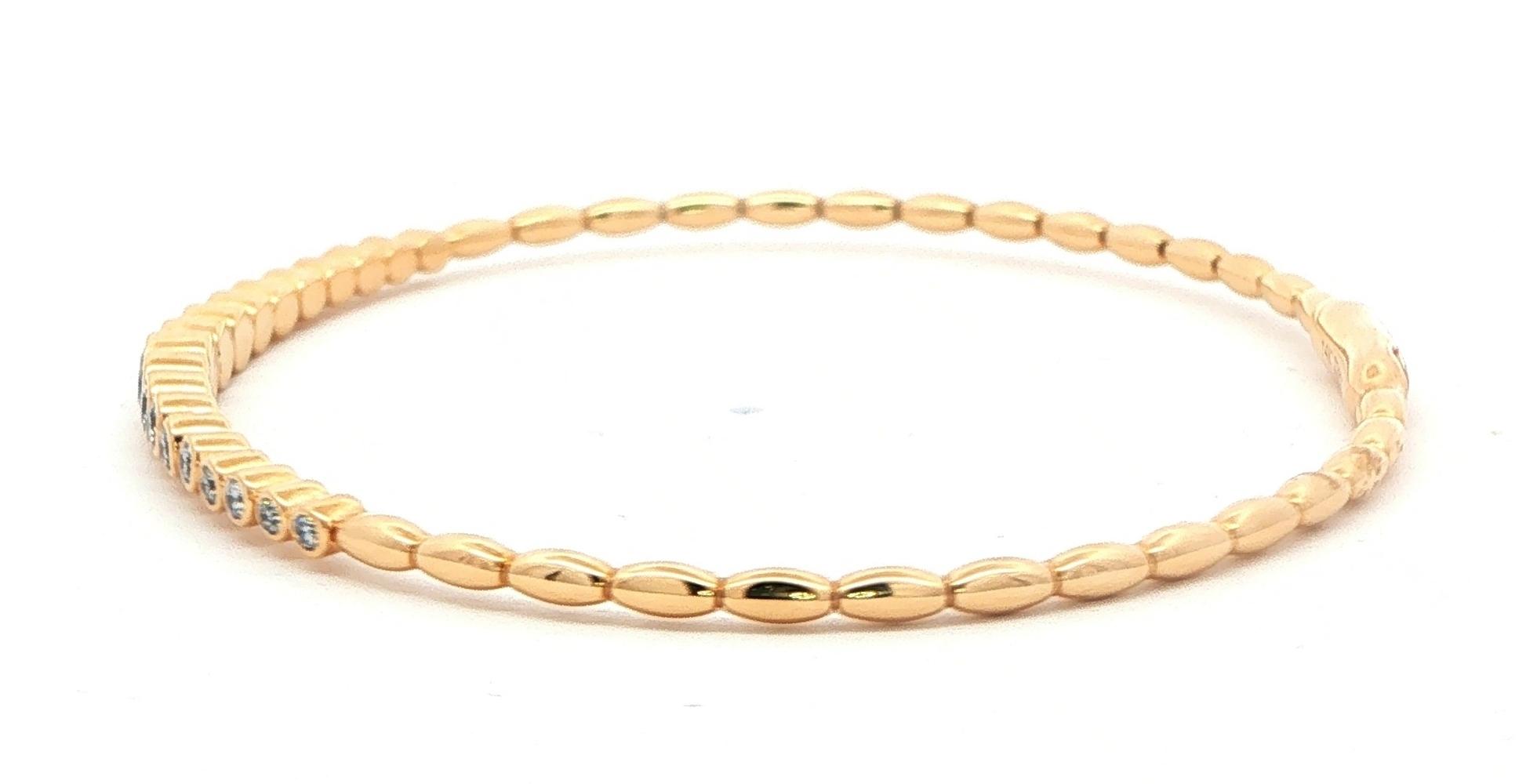 Graduated Bezel Set Diamond and Beaded Bangle Bracelet in Yellow Gold (0.50cts TWT) side