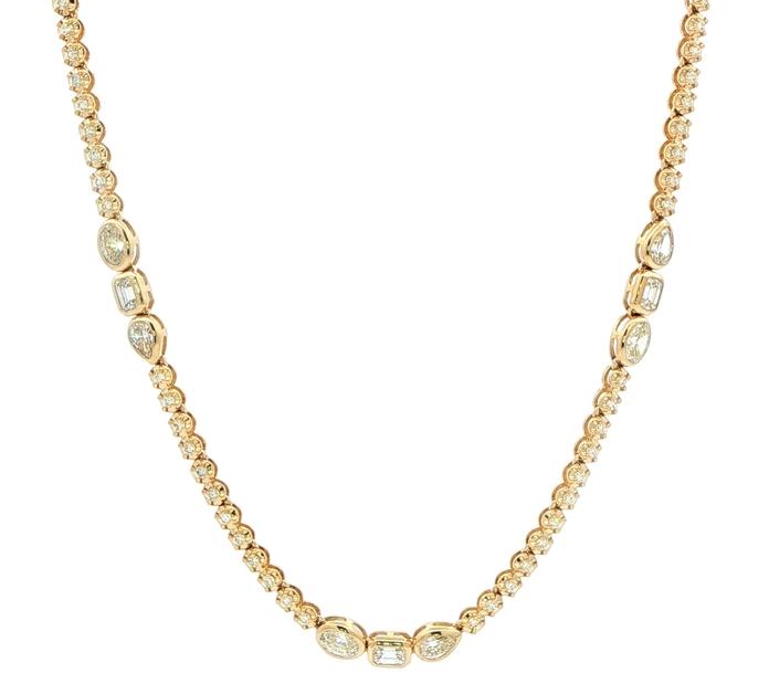 content/products/3-Stone Bezel-set Diamond Cluster Station Riviera Necklace in Yellow Gold (3.20cts TWT)